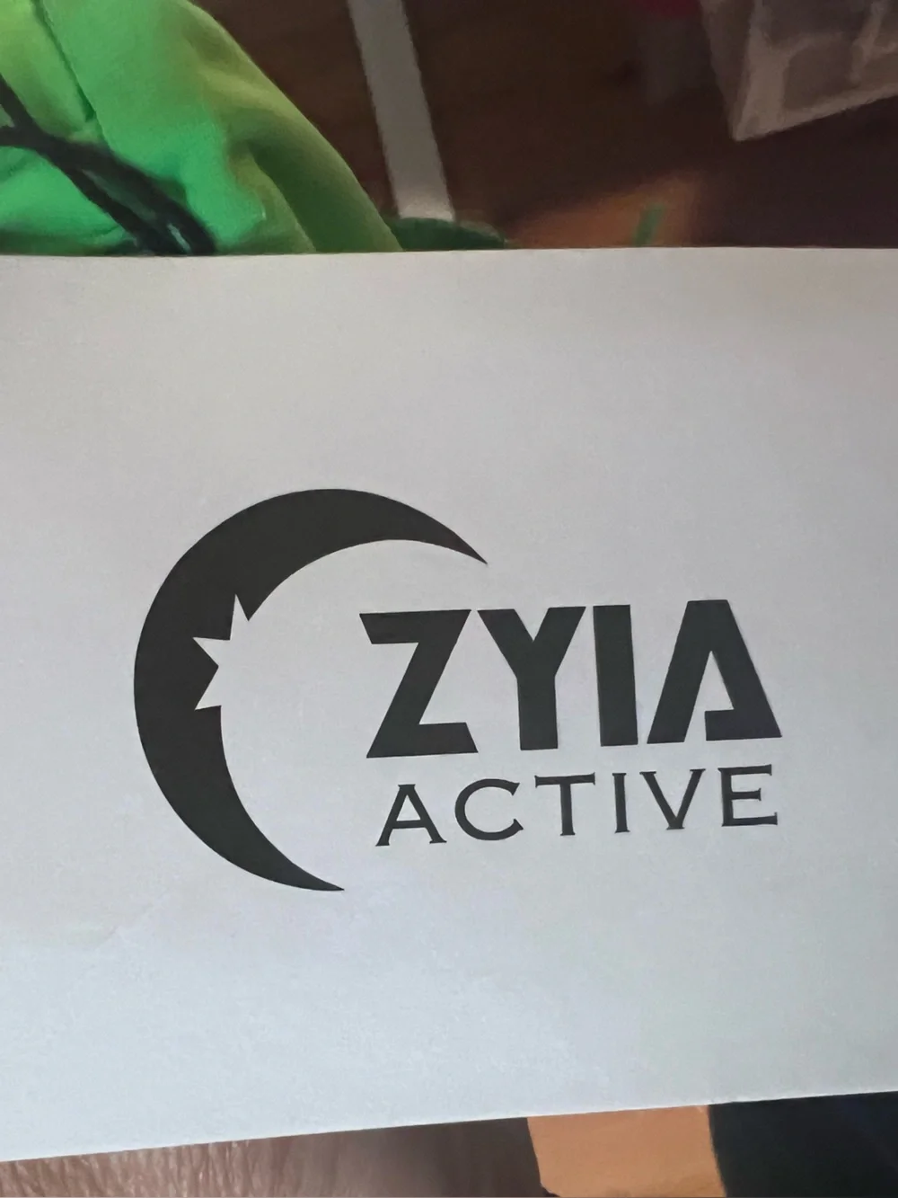 #818 NWT ZYIA Active Velocity Lined Running Shorts Neon Green Large